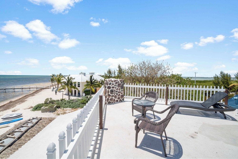 Barnacle Resort