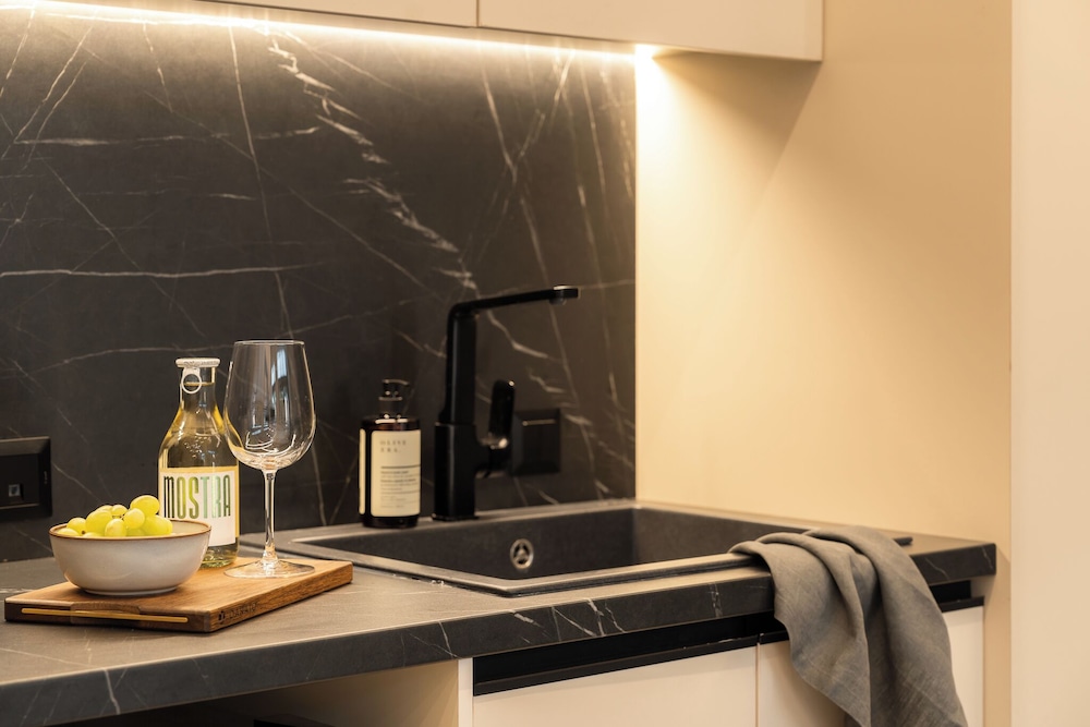 FOS Premium Apartments by halu