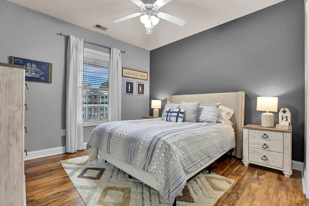 Magnolia Pointe Luster Leaf 4875-304 3 Bedroom Condo