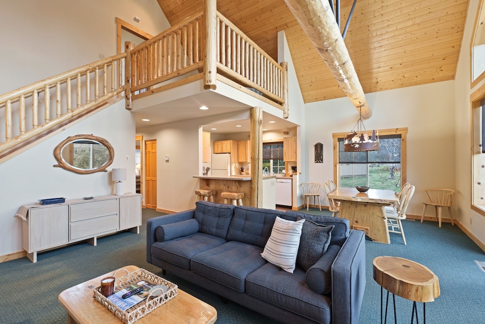 Red Wing Nest 3 Bedroom Home
