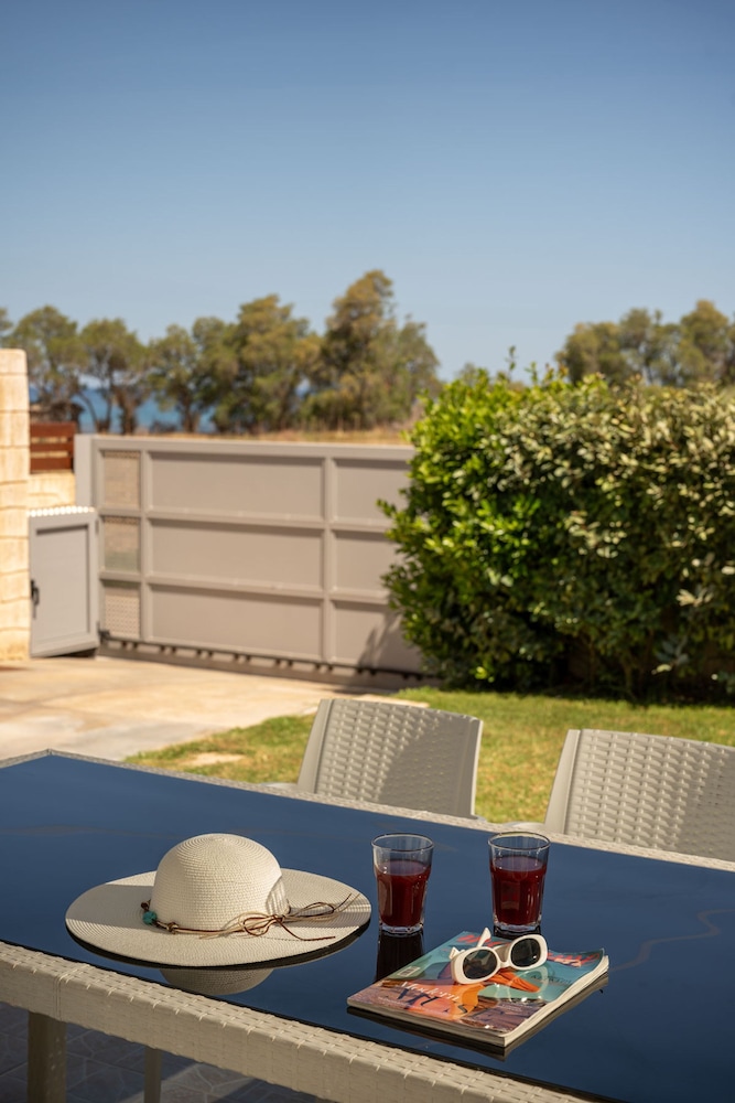 Villa Elena Beach - With Private Heated Pool view 5