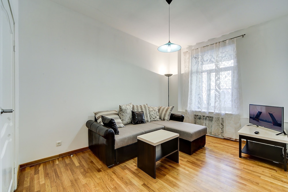 Home4day Sunny City Central Flat