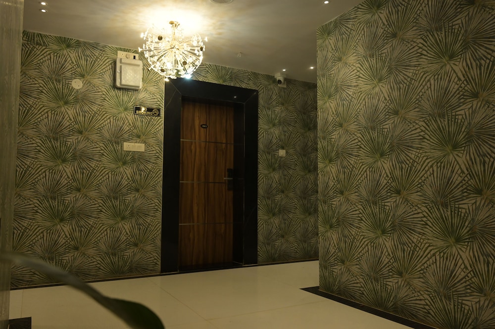 Hotel SLR Grand Haven