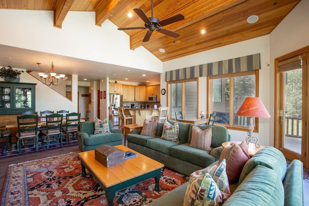 Double Eagle at Deer Valley Resort - Three Bedroom Condo with Hot Tub #17 3 Condo