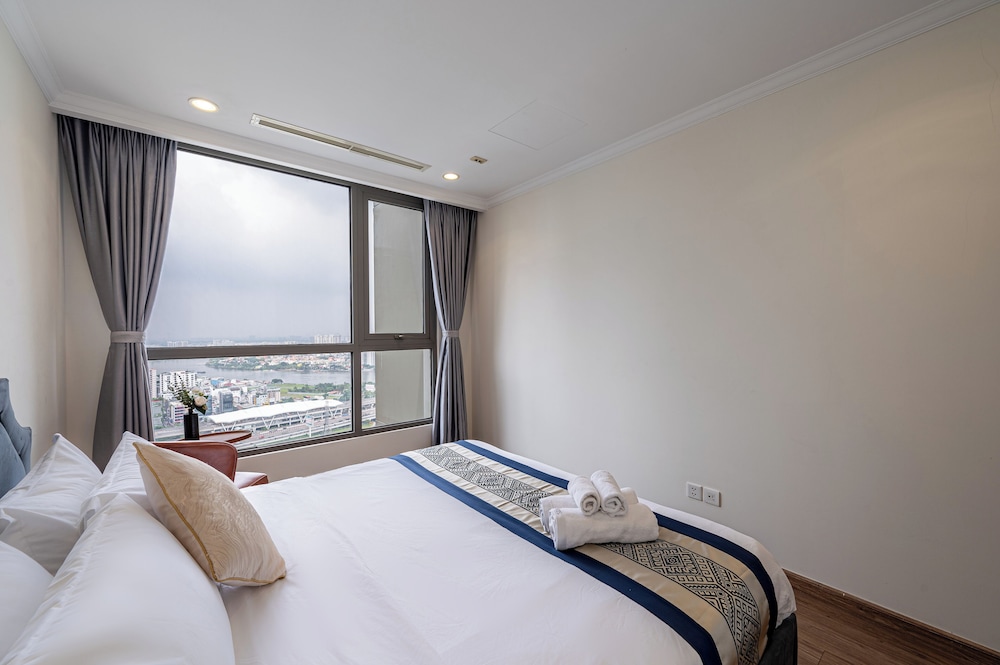 Vinhomes Central Park Apartment by Hava