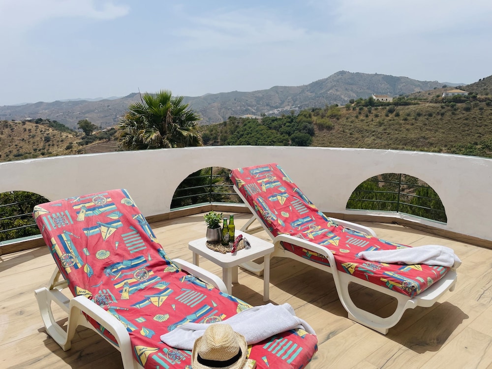 Casa Rural Comares con Piscina Privada by At Home