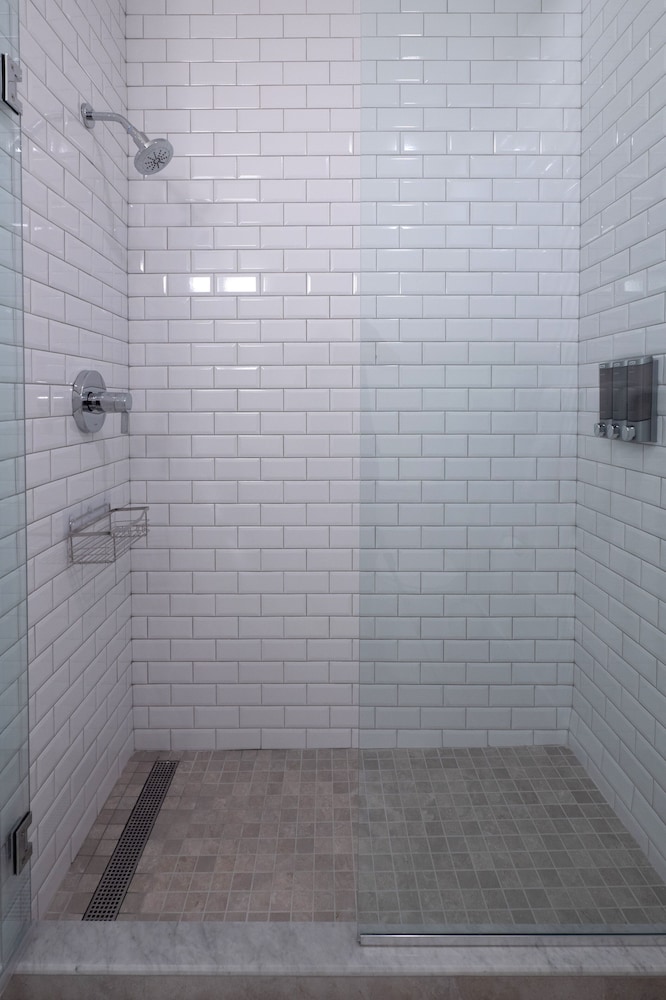 New Haven Vacations - Luxury Furnished Apartments by Hyatus Downtown at Yale - Property Image 36