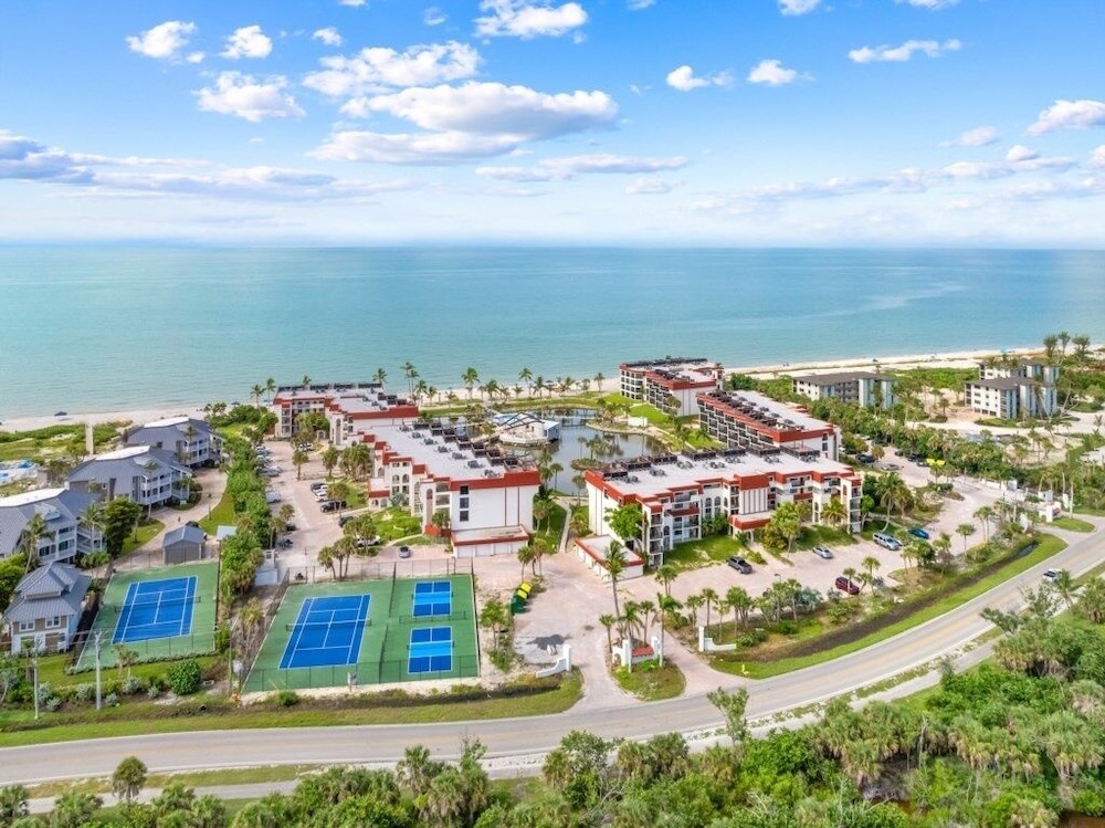 Pointe Santo A24 3 Bedroom Condo