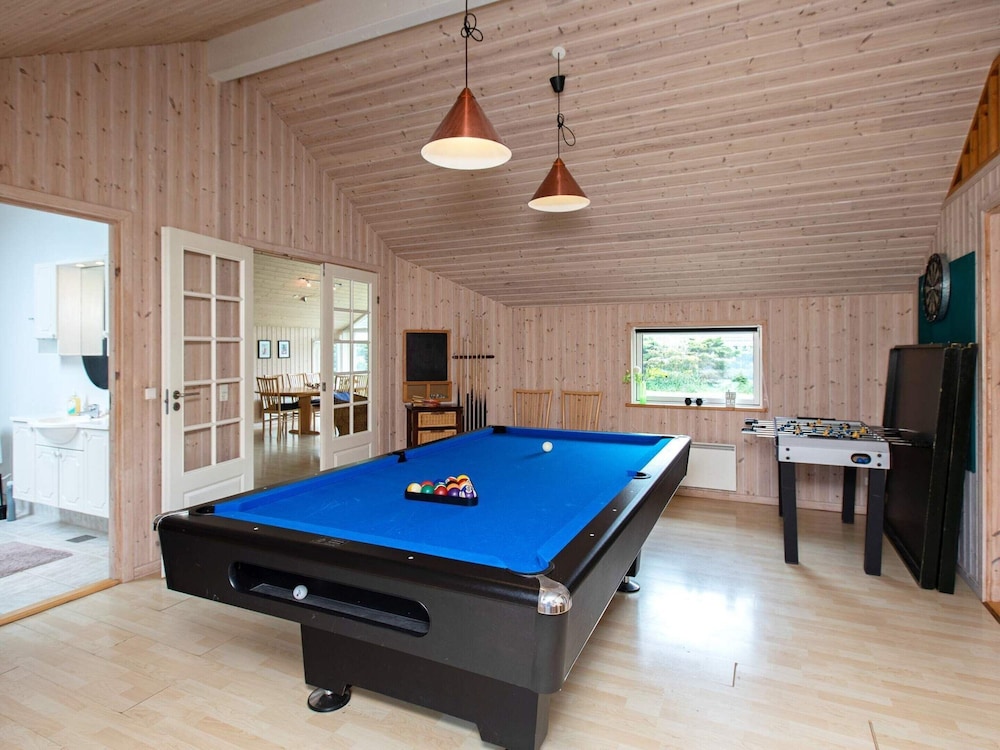 12 Person Holiday Home in Vaeggerlose