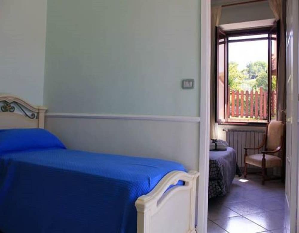 B&B La Casa al Piccolo Borgo view 2
