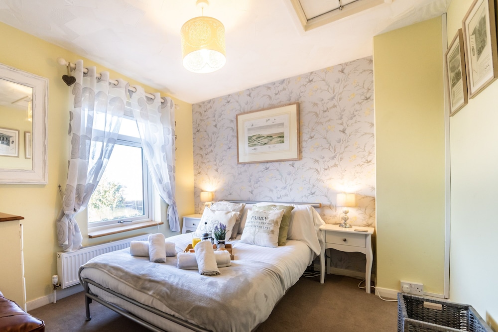 Seaside Snug view 2