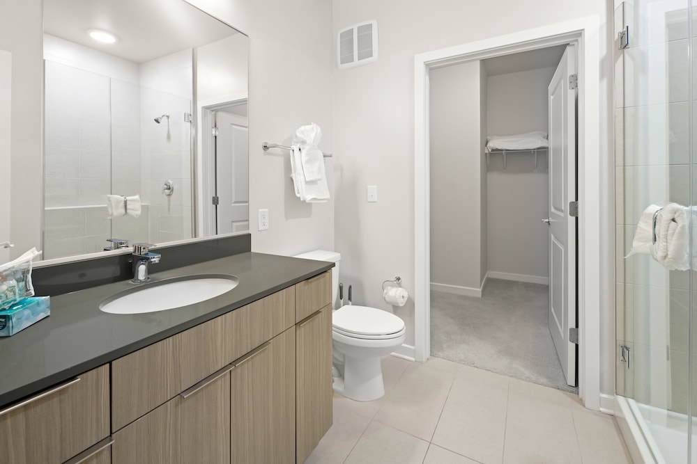 Global Luxury Suites at Reston - Property Image 42