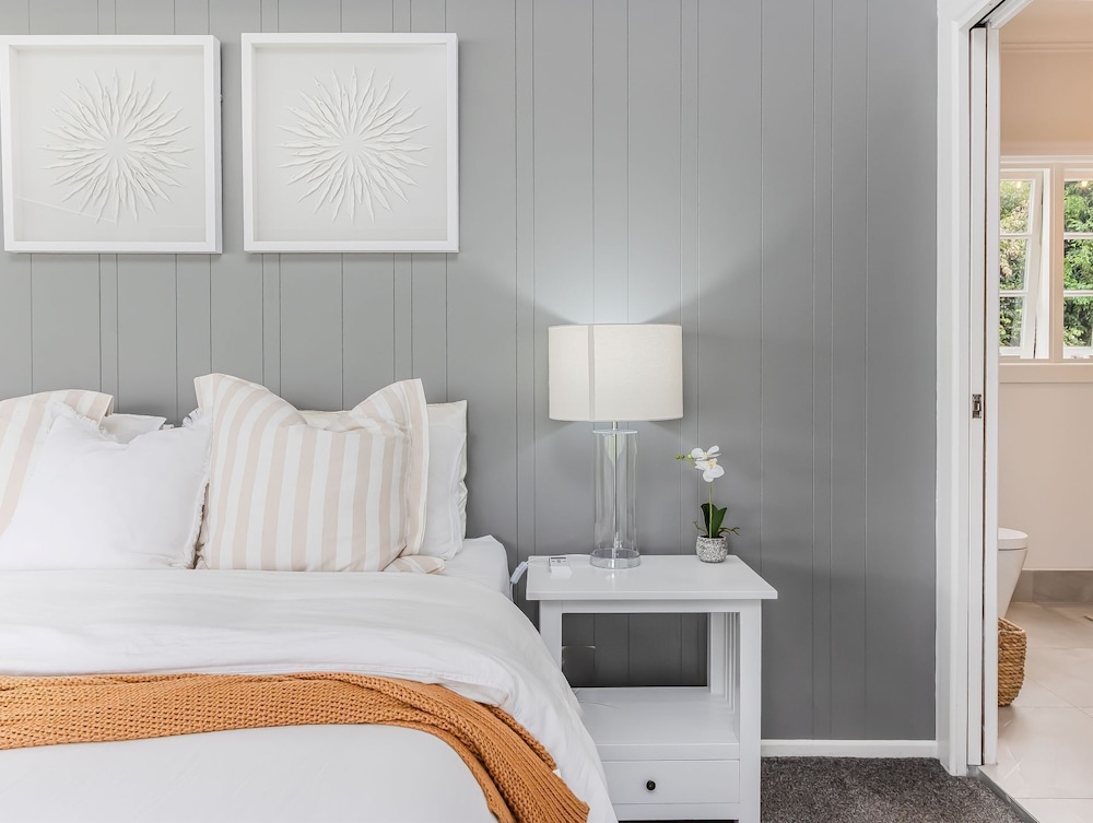 Hamptons White House