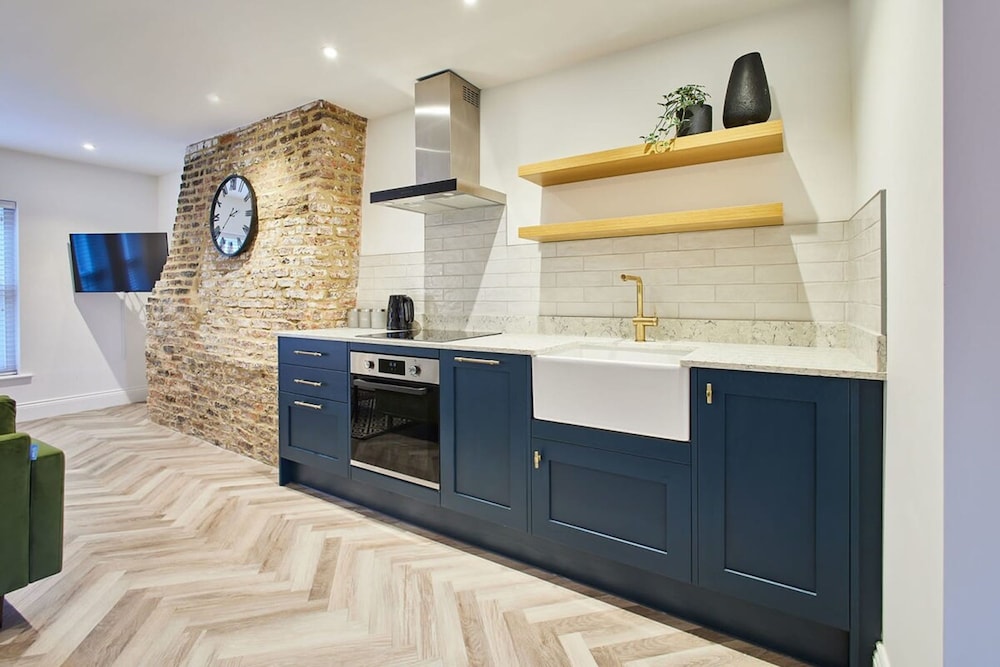 Host Stay Sea Salt Apartment