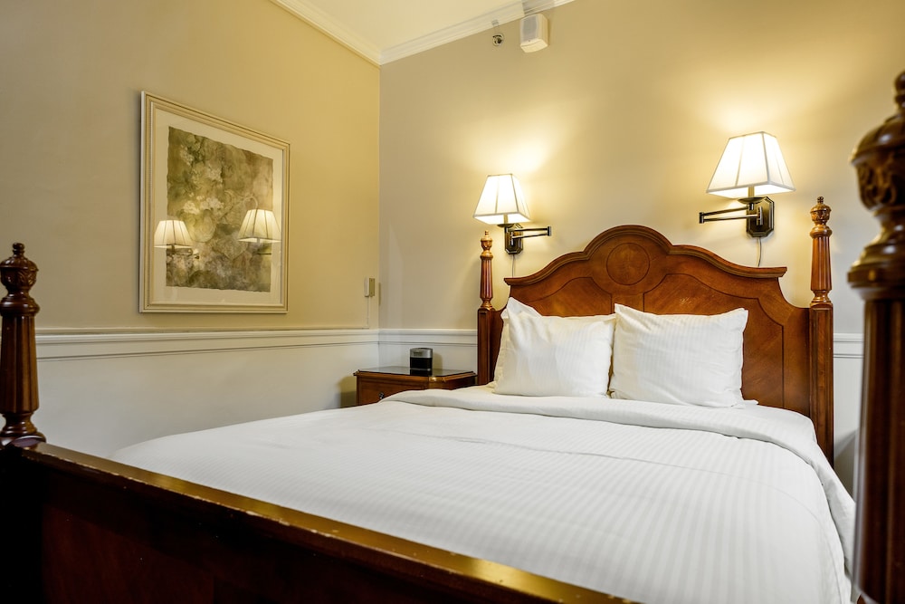 Hotel 340 - Property Image 18