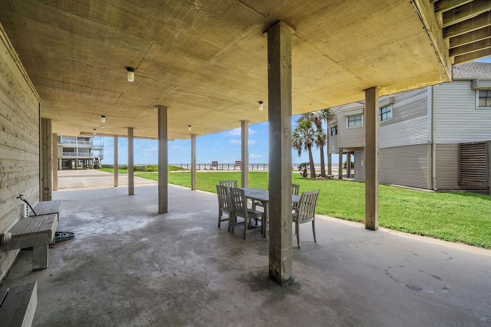 Maree by the Sea by Ryson Vacation Rentals