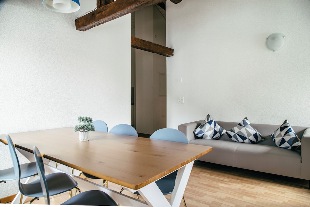 Nimbuzzz Apartments