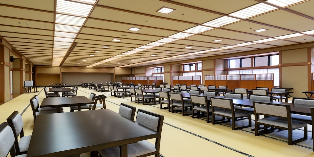 Yamanaka Spa Hanatsubaki