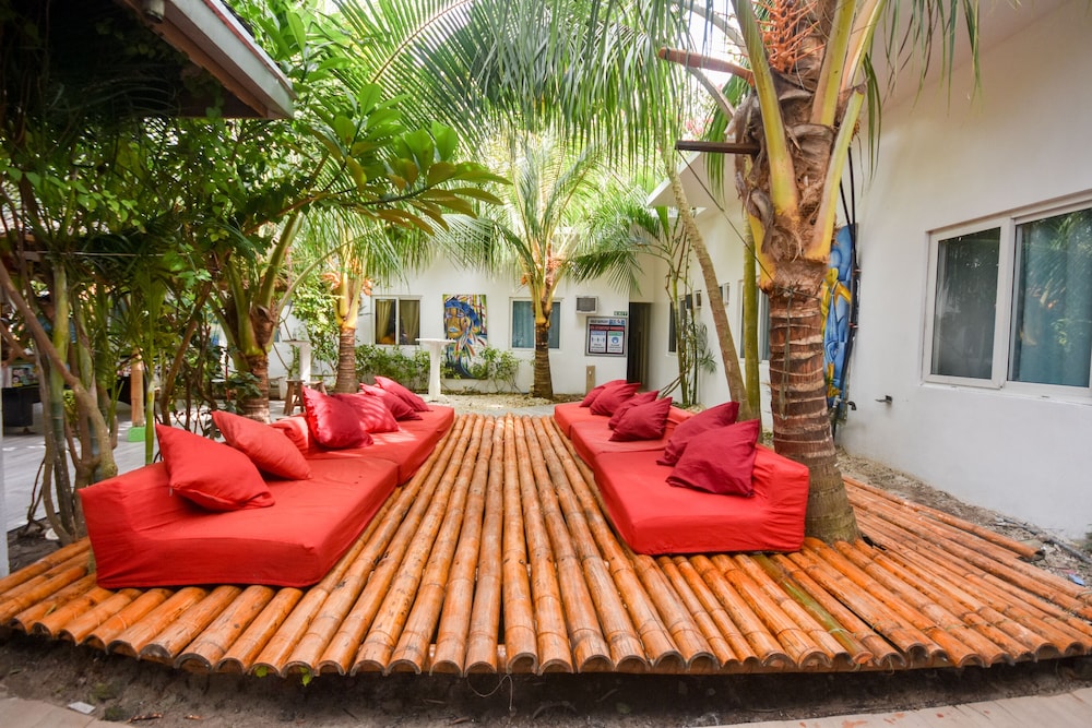 Boracay Backpackers