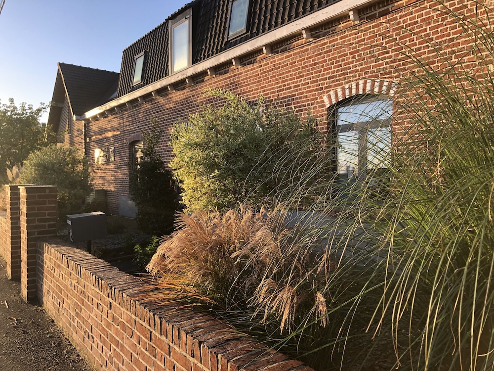 Aux Herbes Hautes
