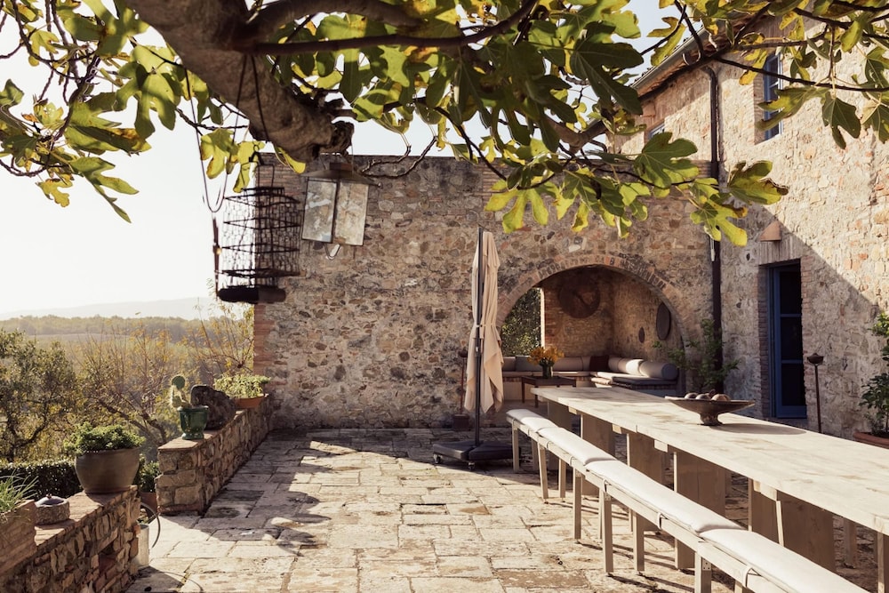 Le Porciglia by Boutique photo 2