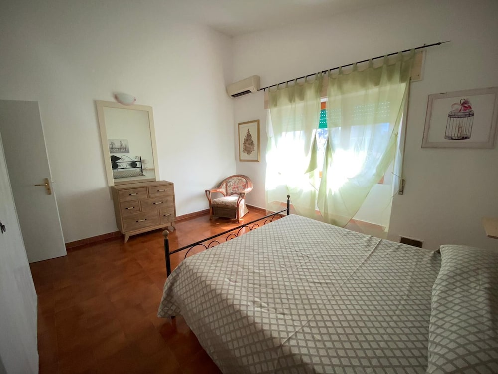 Villetta La Cinta Dx view 2