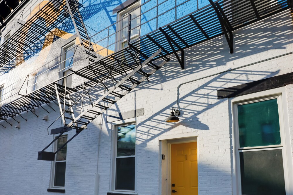 1 Mi to University of Cincinnati: 3rd-floor Condo!