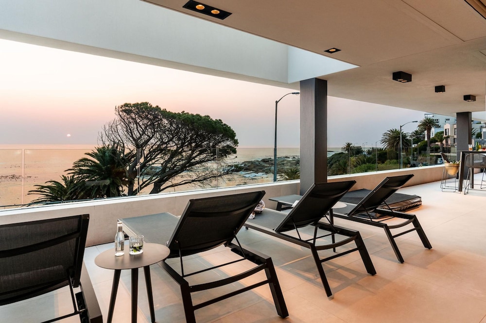 Amashe - Luxury Apt With Jacuzzi and Ocean Views view 2