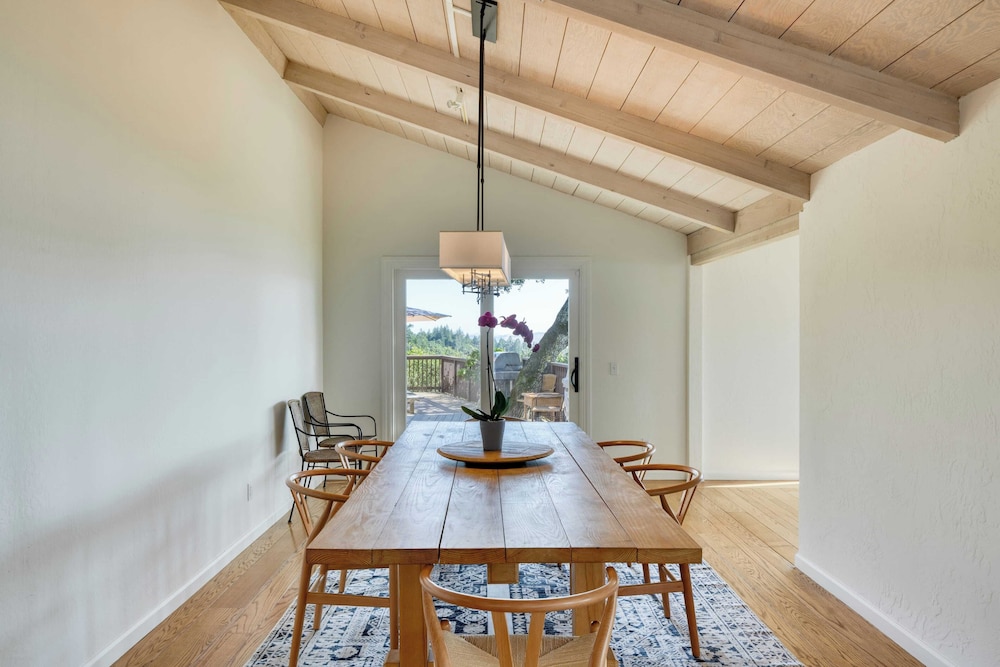 Sonoma Skyhouse by Avantstay Pool, Sauna, Hot Tub & Stunning Valley Views