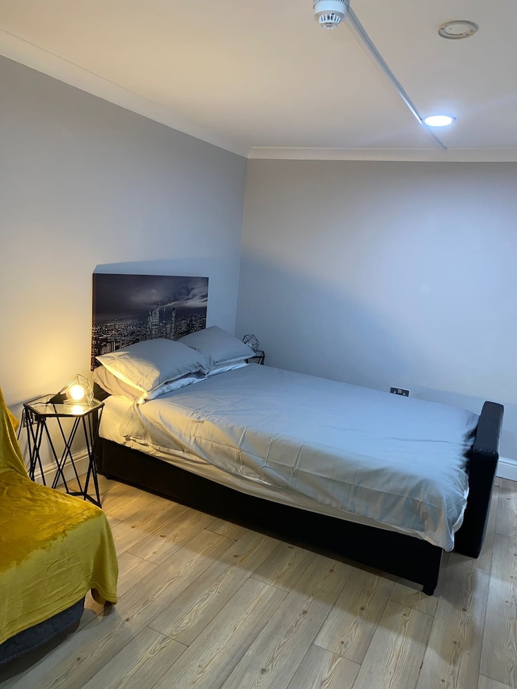 Dodi Apartments