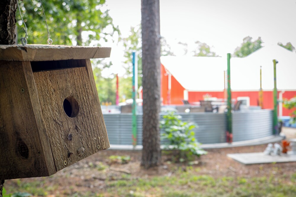 Hermann Grain Bins BNB