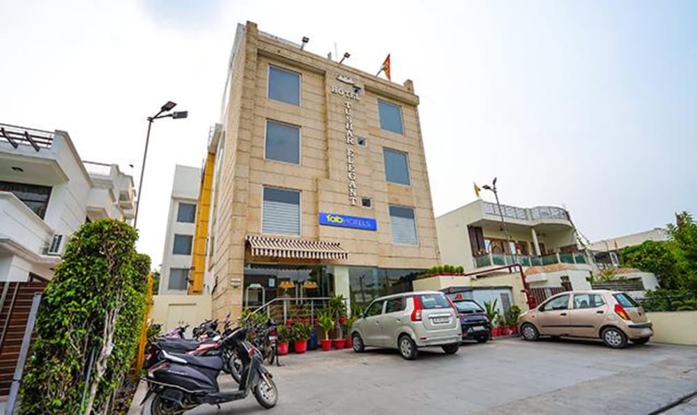 FabHotel Prime Tushar Elegant