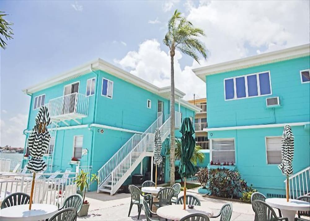 The Coral Resort - Image 4