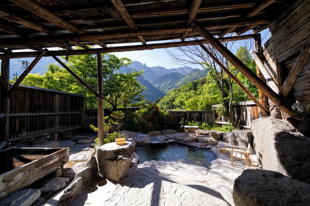 Ryokan Yakenoyu