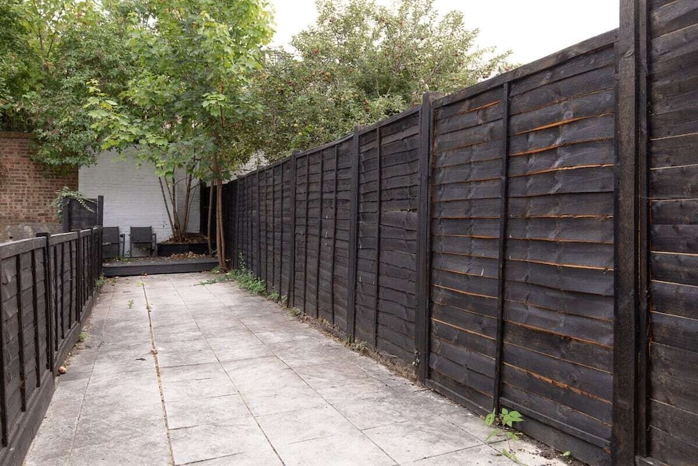 outdoor bbq area