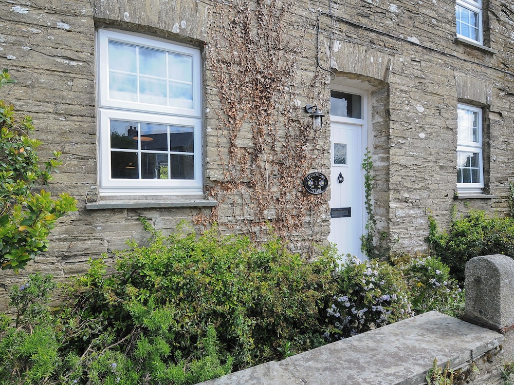 1 Churchtown Cottages