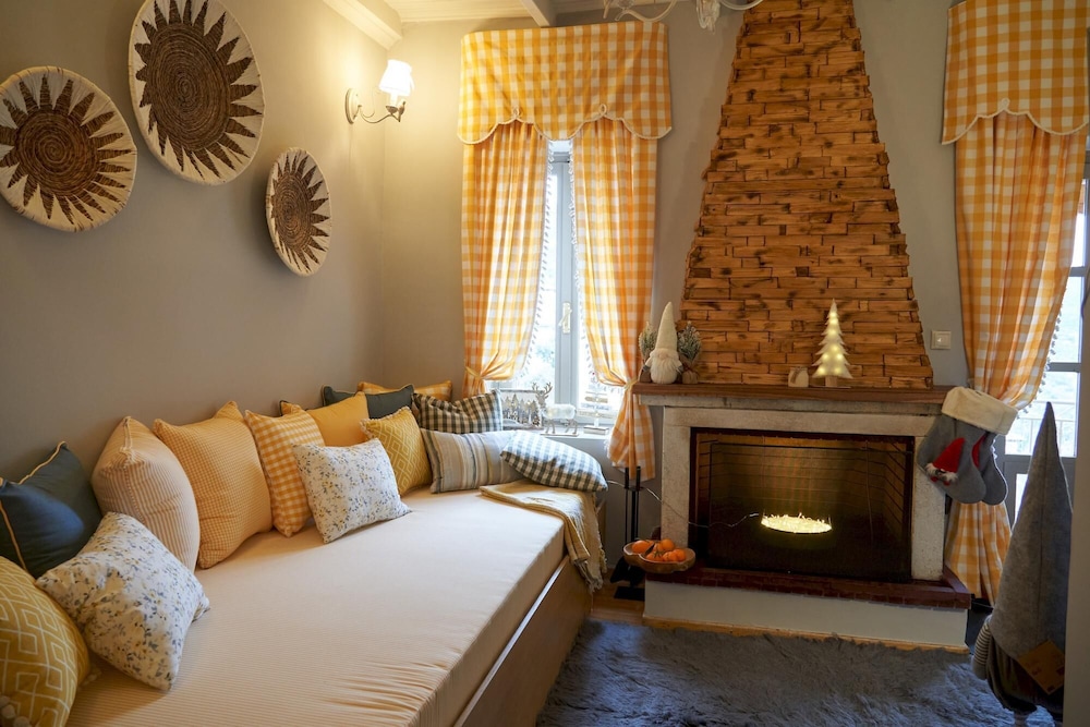 Dandy Villas Dimitsana - a Family Ideal Charming Home in a Quaint Historic Neighborhood - 2 Fireplaces for Romantic Nights view 2