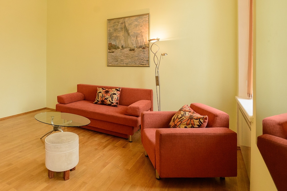 Kiev Accommodation Hotel Service