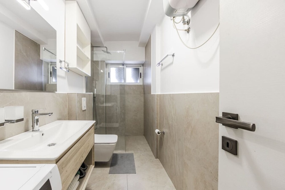 Spacious Stay in the Heart of Tirana