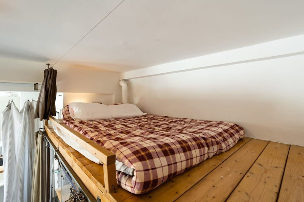 Acropolis Cozy Studio Home in the Heart of Athens