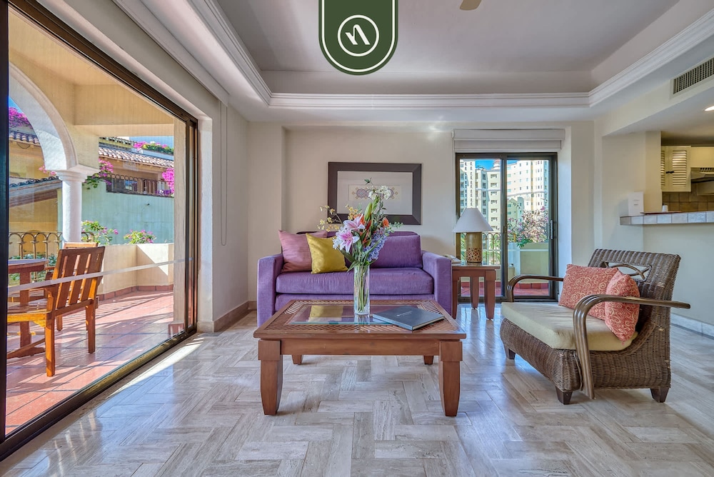 Velas Marina Vallarta 2601