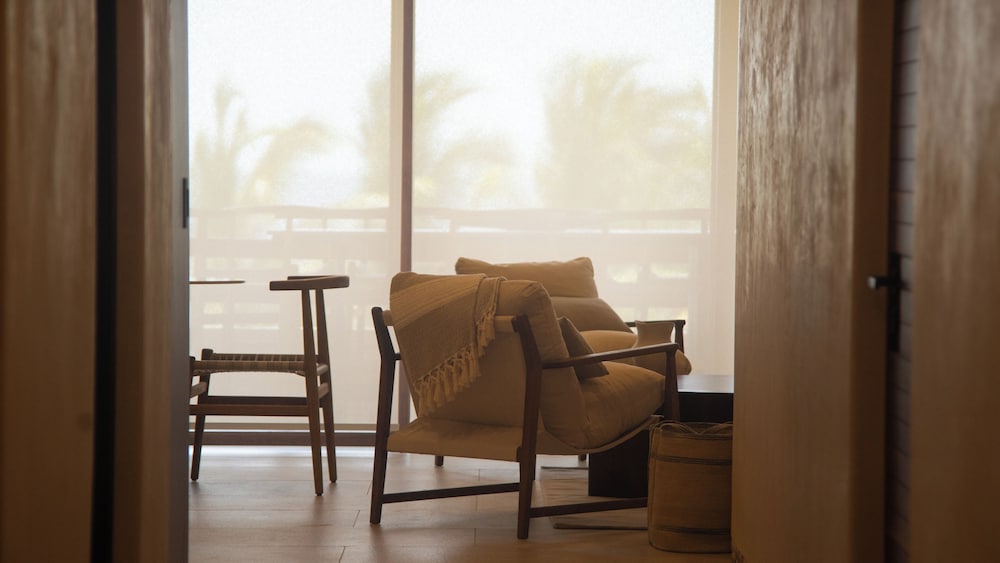 Minimalist elegance by the beach