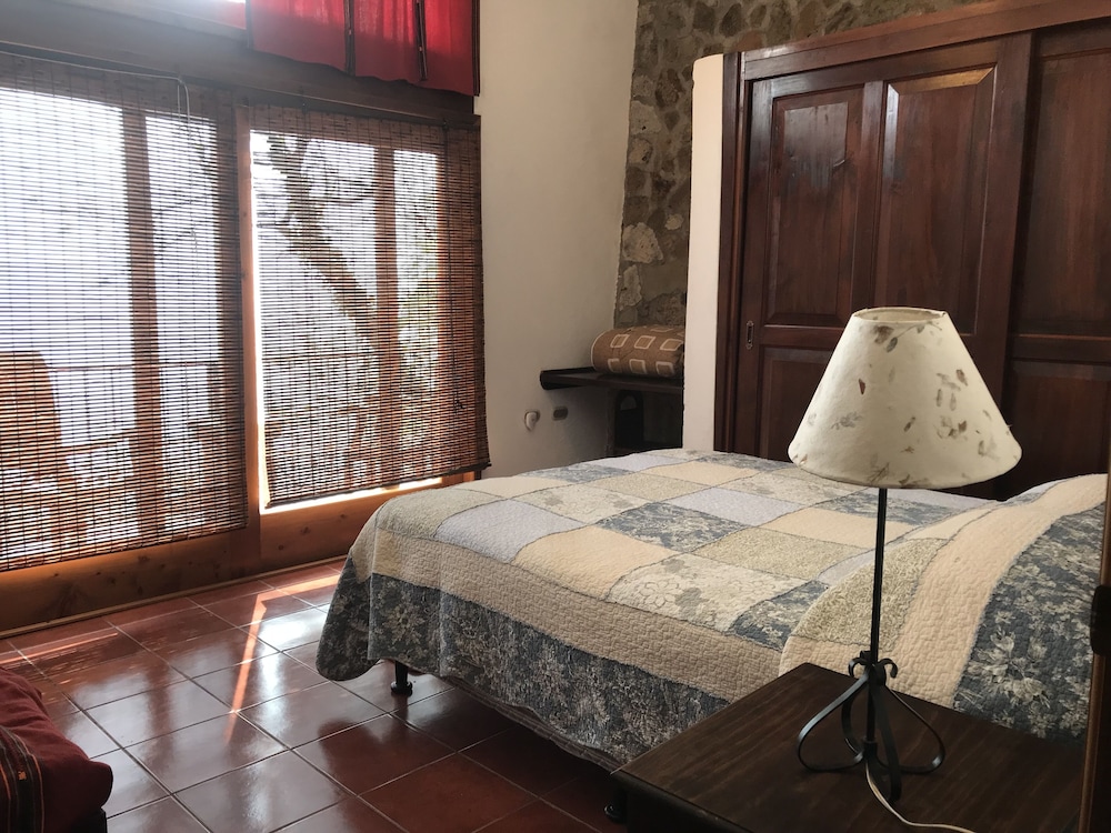 Atitlan Villas Qanajuyu