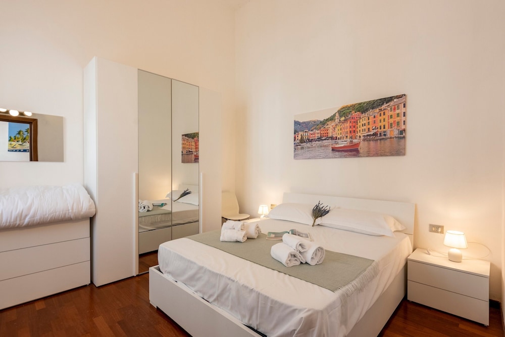 Beautiful House In Porta Soprana Genova