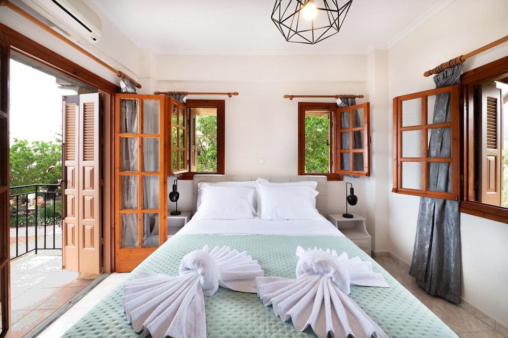 Mani Villa Ilias
