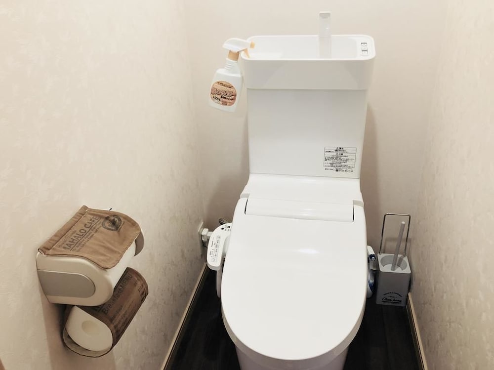 Midtown Sakura Apartment House 102