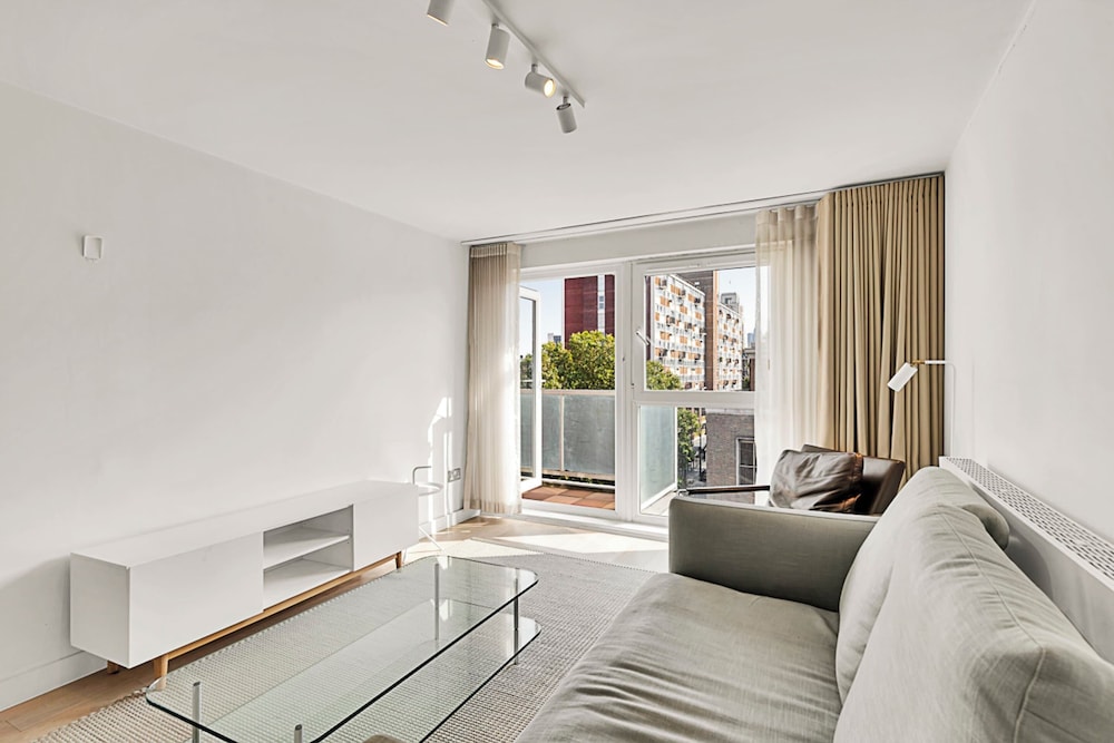 Chic Belgravia Apartment
