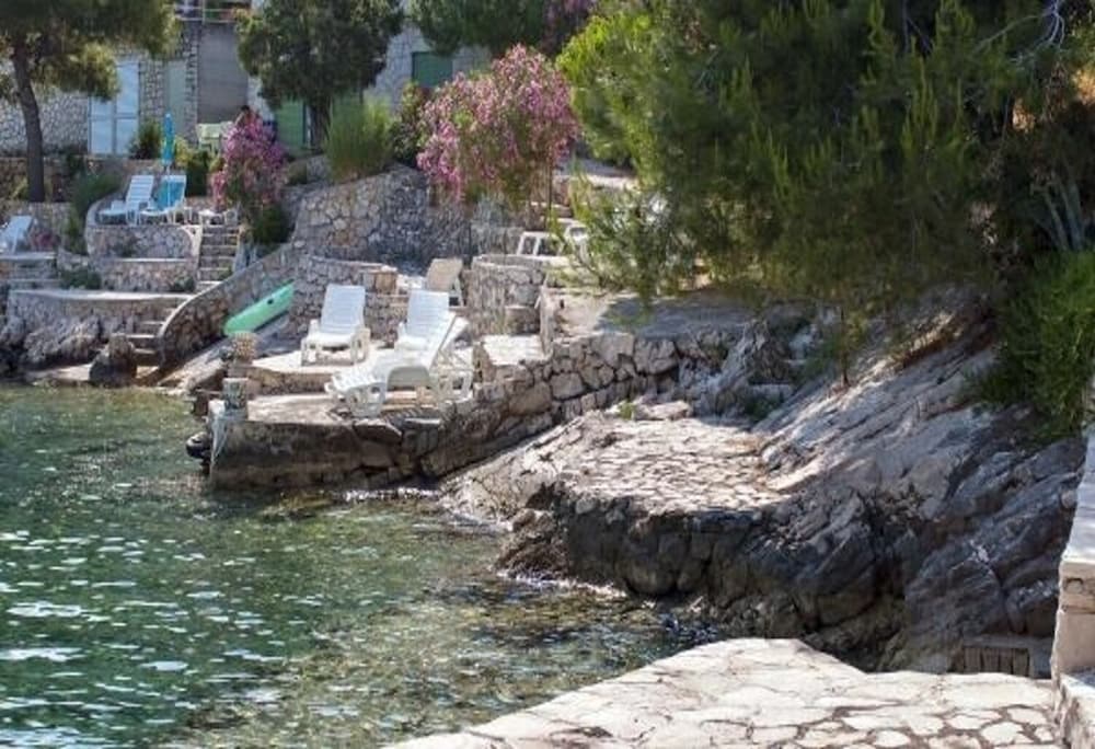Bobi - 10 M From the sea - A1-veliki view 4