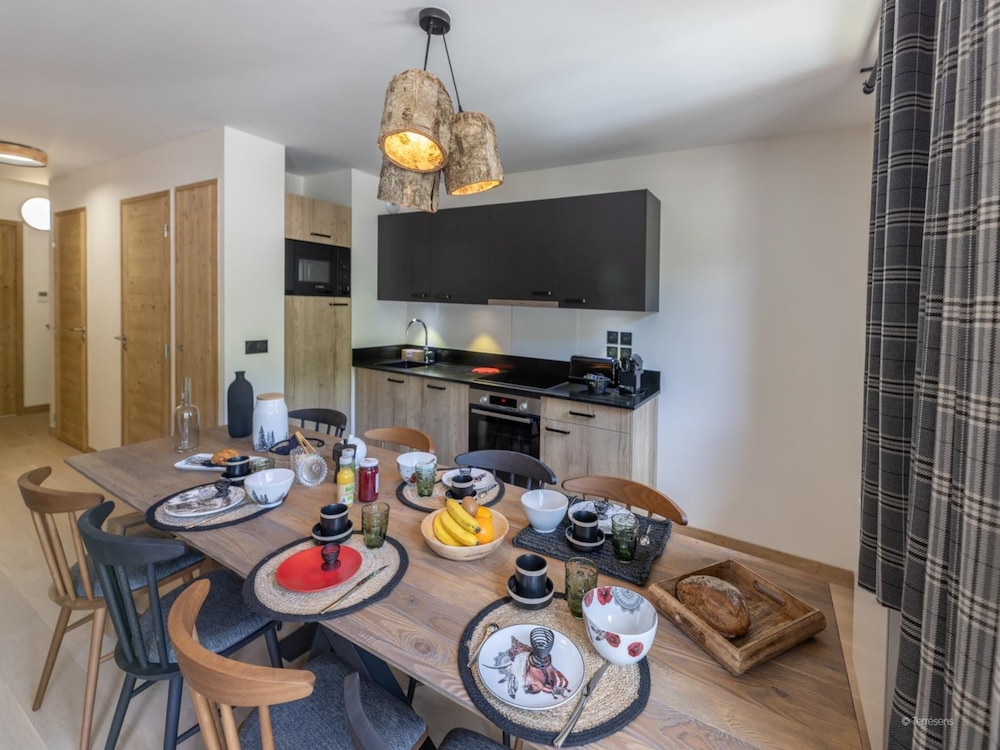 Apartment in Chantemerle Near Ski Slopes