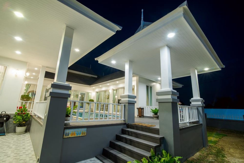 Baan Hua Hin Suk Jung
